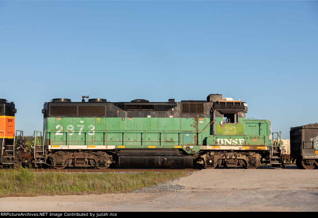 BNSF 2873